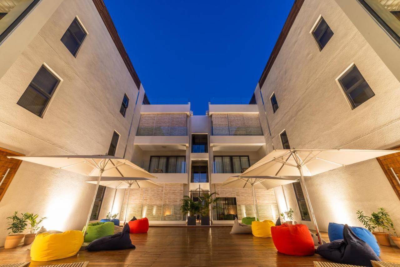 Penthouse 13 - One Bay Residence With Private Rooftop Terrace And Dip In Pool Pereybere Beach Exterior foto
